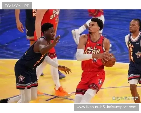 球星拒绝与队友握手，矛盾正式公开