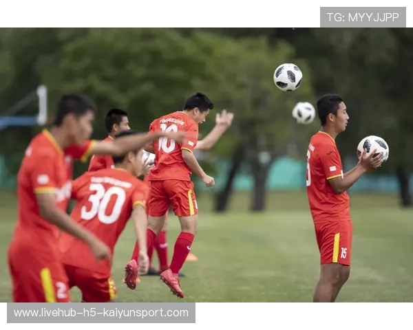 中国足球运动员康复训练新方法,足球运动员恢复体能需要多久 中国足球运动员康复训练新方法,足球运动员恢复体能需要多久