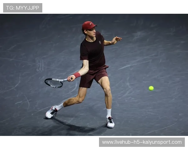 法国巴黎网球大师赛:意大利好手辛纳挺进四强,巴黎网球大师赛冠军 法国巴黎网球大师赛:意大利好手辛纳挺进四强,巴黎网球大师赛冠军